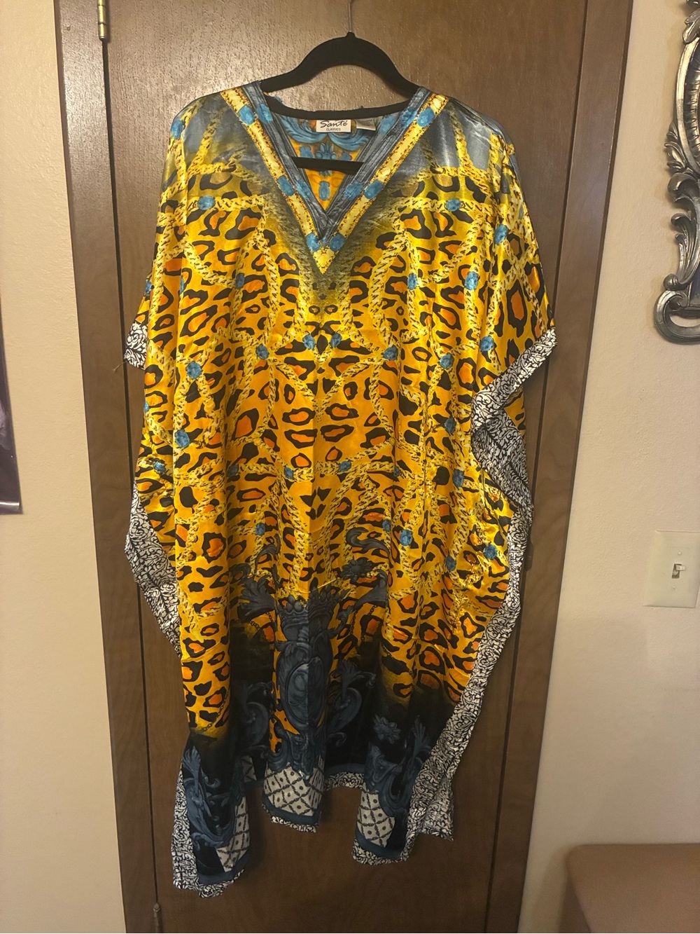 Vintage Vibrant Yellow Animal-Print  kaftan